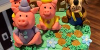 Three-Pigs-Mini-Cake