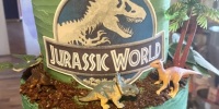 Two-Tier-Jurassic-Park-Cake